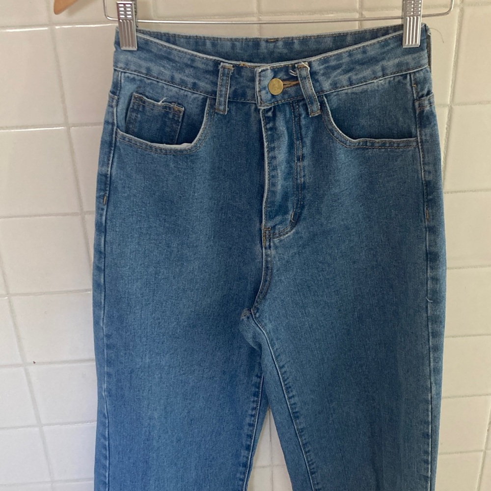 Jeans XS wide leg high rise. Soft denim.